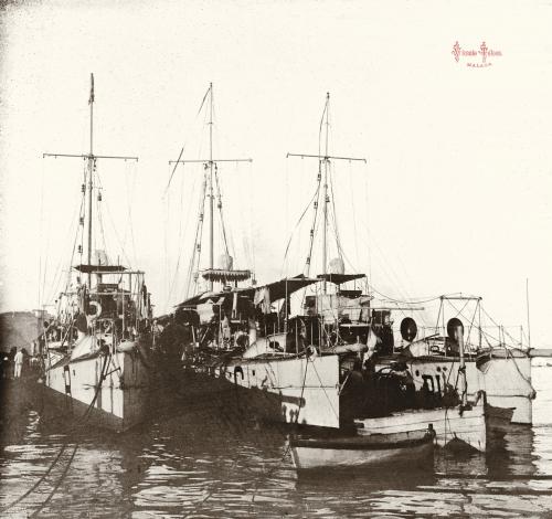 Malaga: Escuadrilla de torpederos franceses. 1906