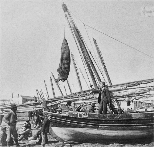(Abuelo Antonio en la barca). 1907