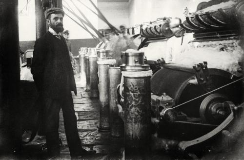 Malaga: Fabrica "La Aurora". Cardas. 1908