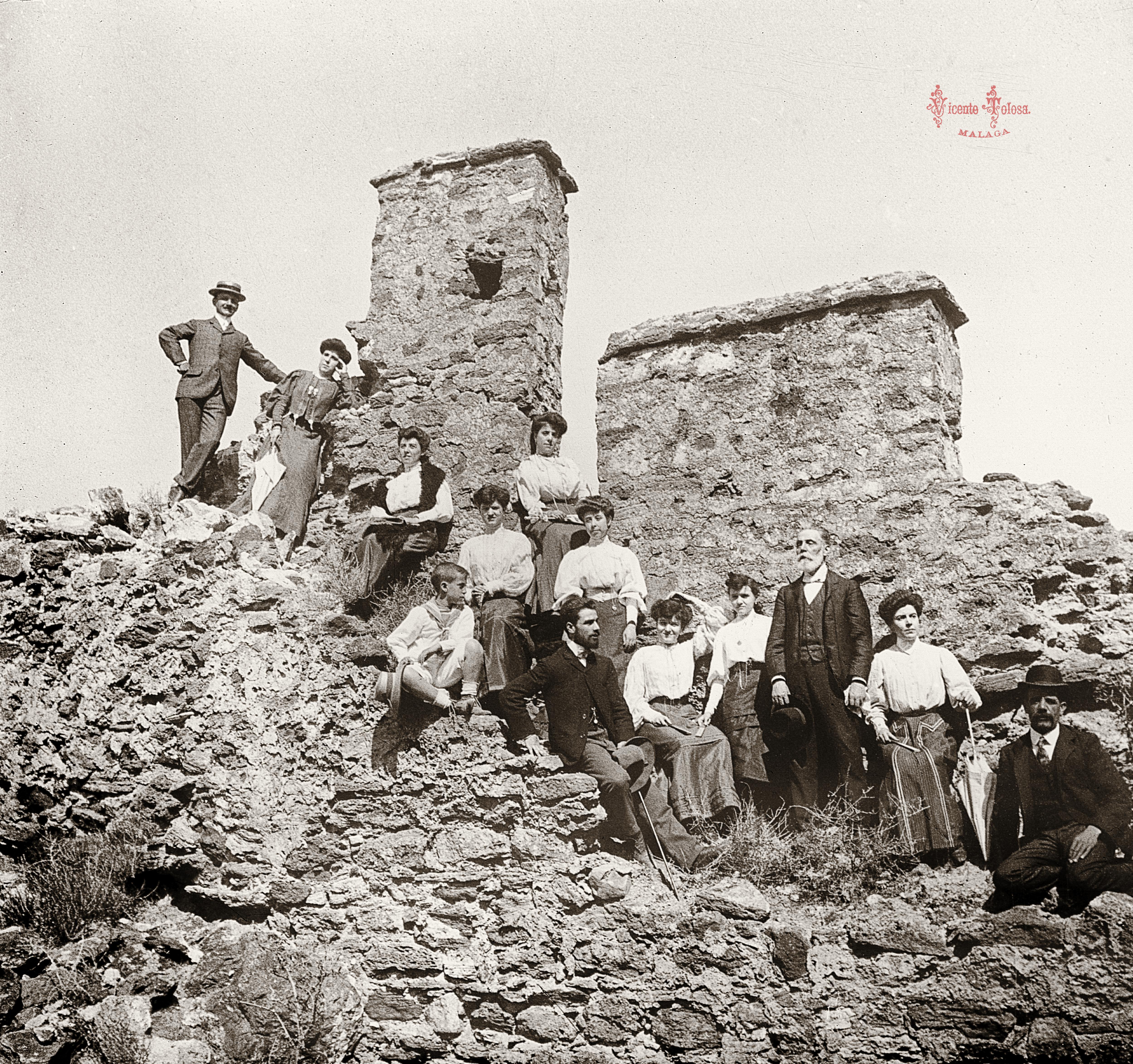 Lanjaron: Dentro del Castillo. 1905