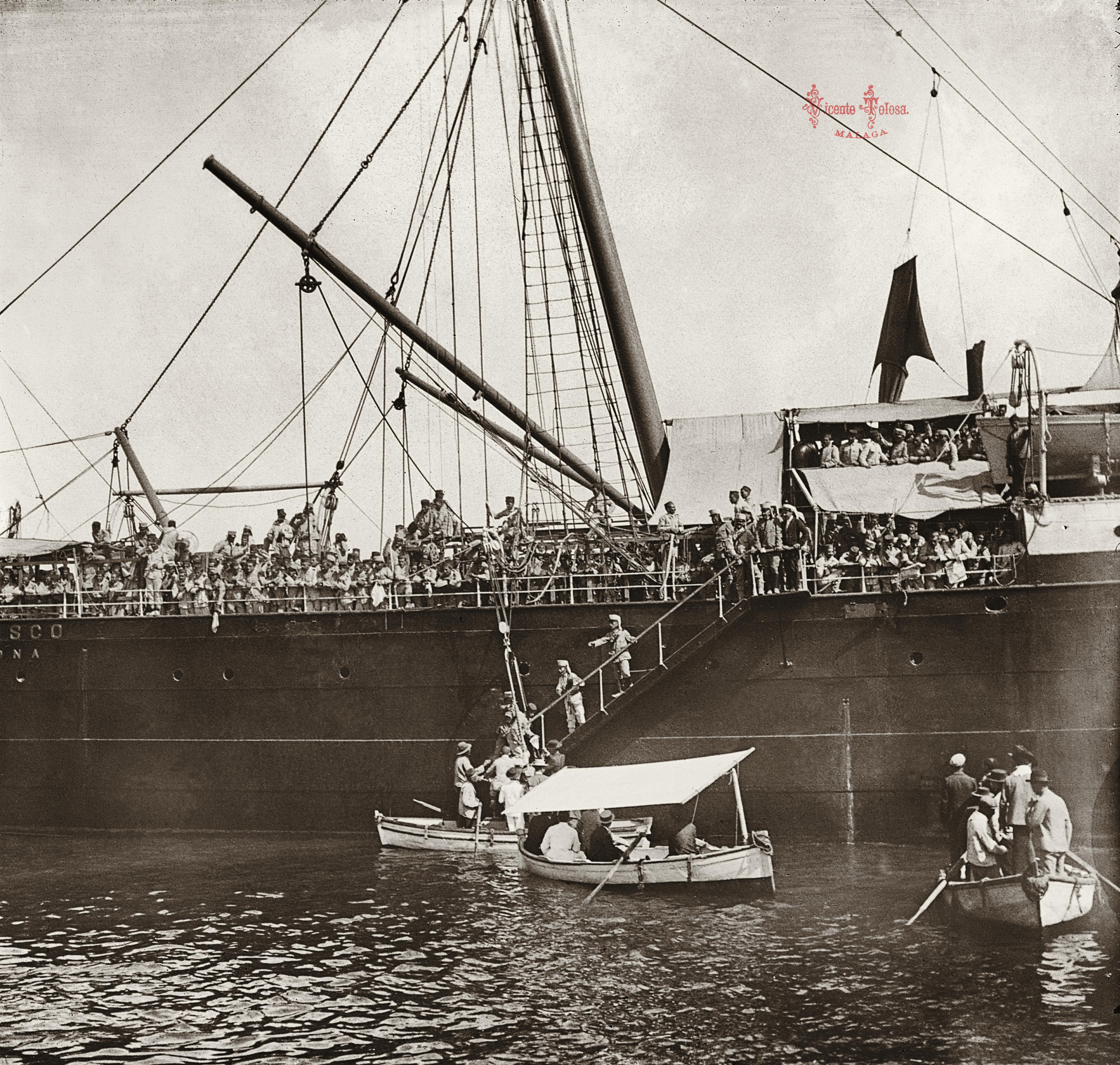 Malaga: Cazadores de Chiclana a bordo del vapor San Francisco. 1909