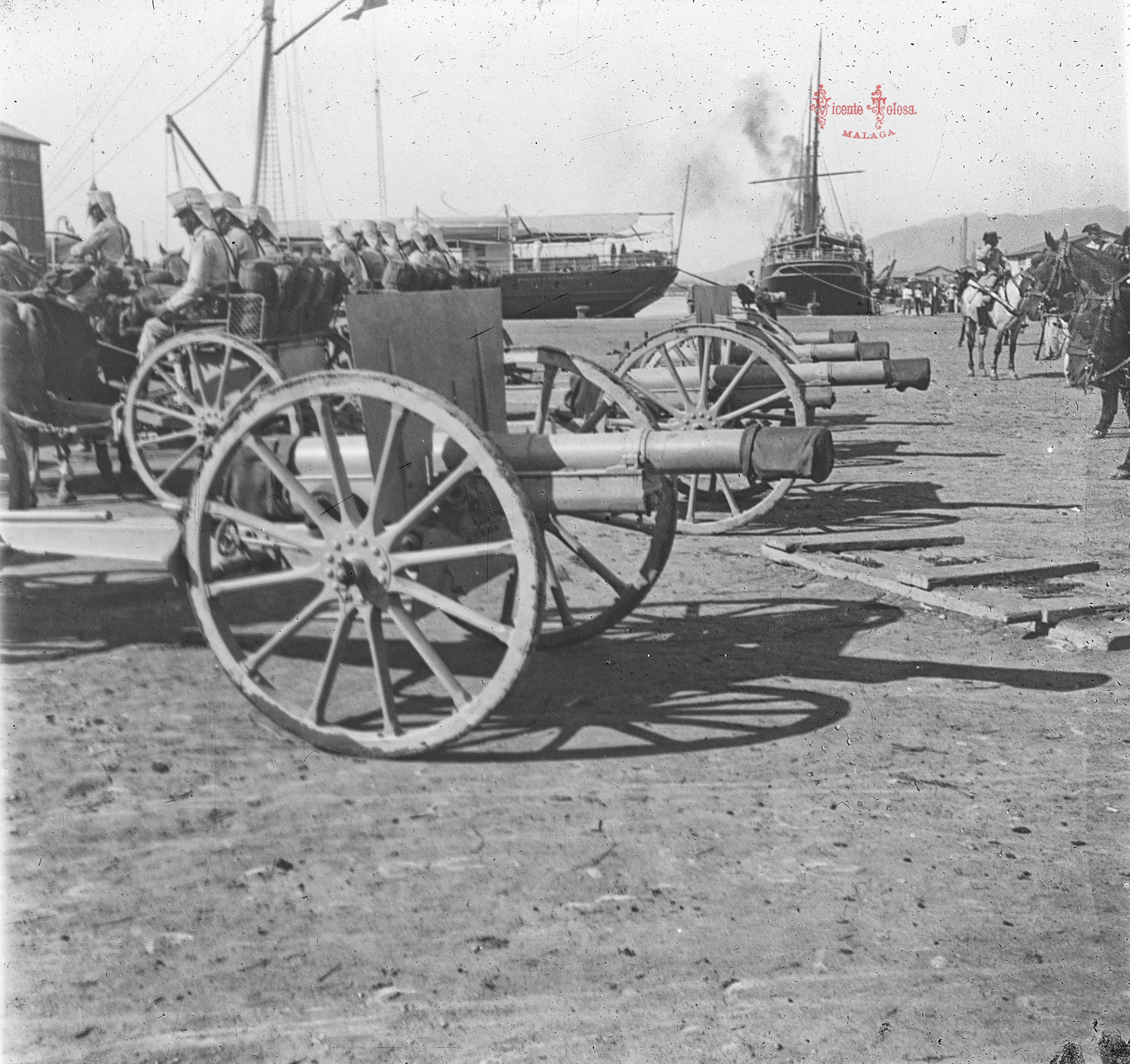 Malaga: Artillería montada. Cañones. 1909