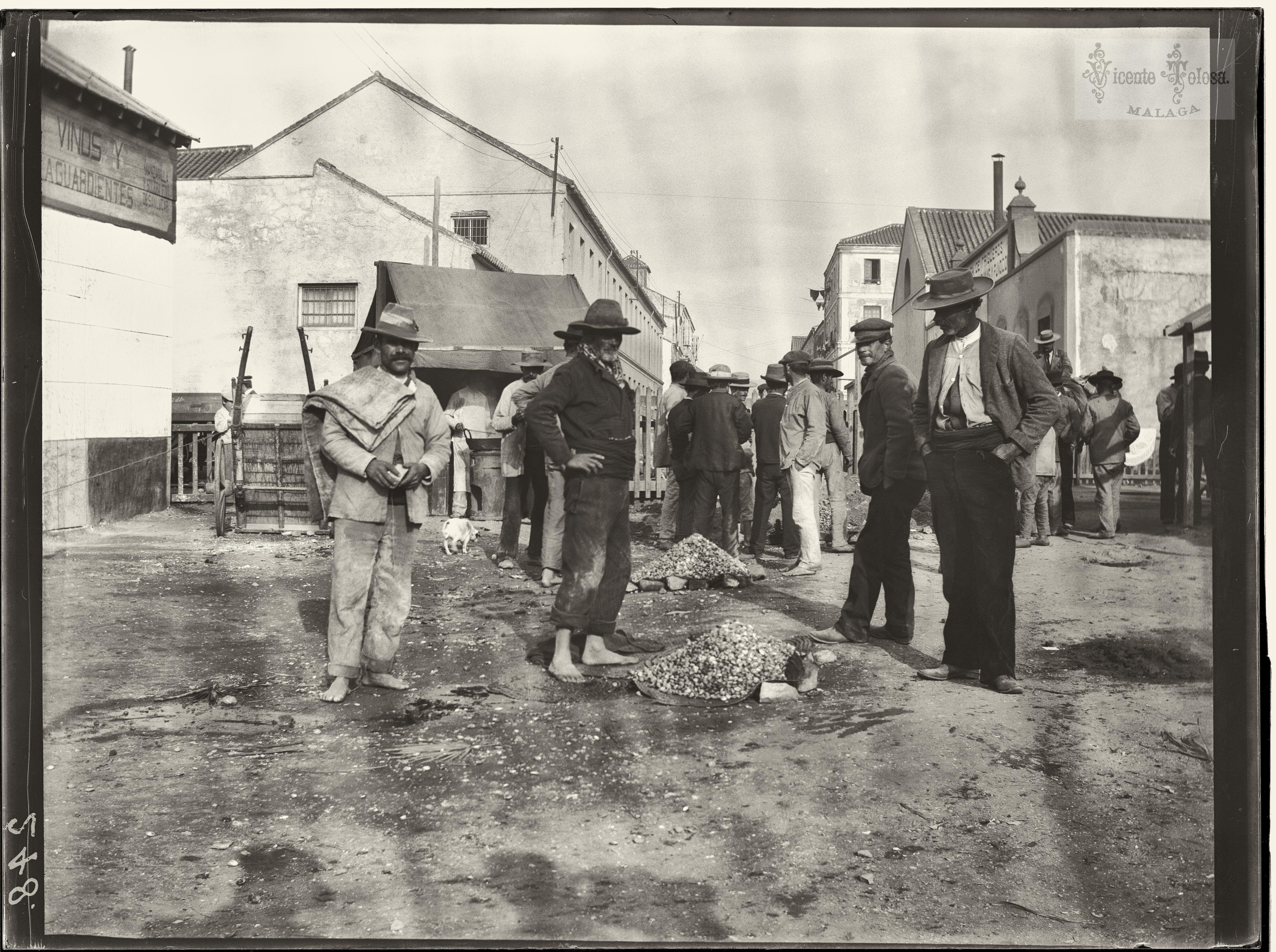 Malaga: Vendedores de almejas. 1906 (Vidrio)