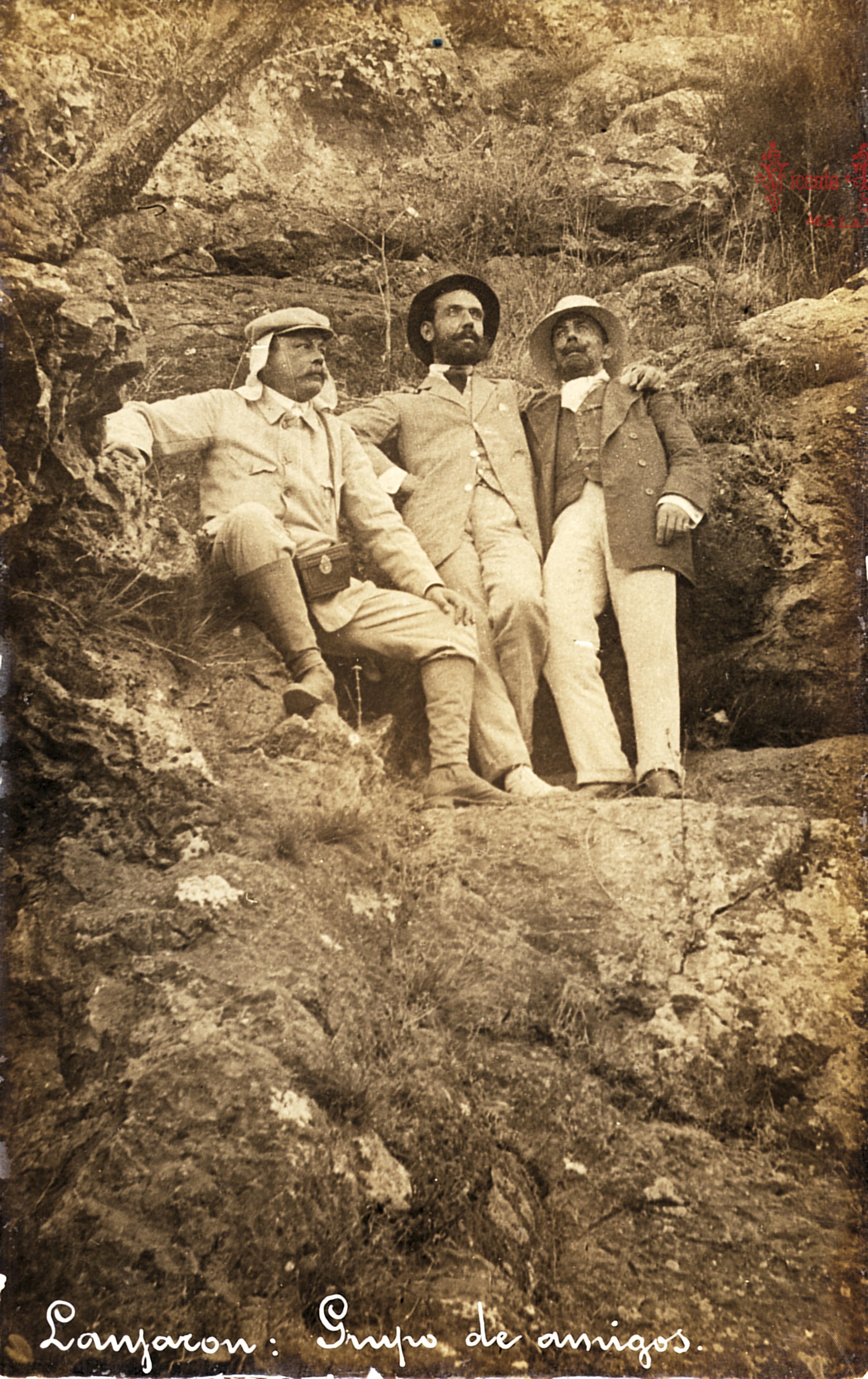 Lanjaron: Grupo en el camino del Castillo. (V.T.). 1909