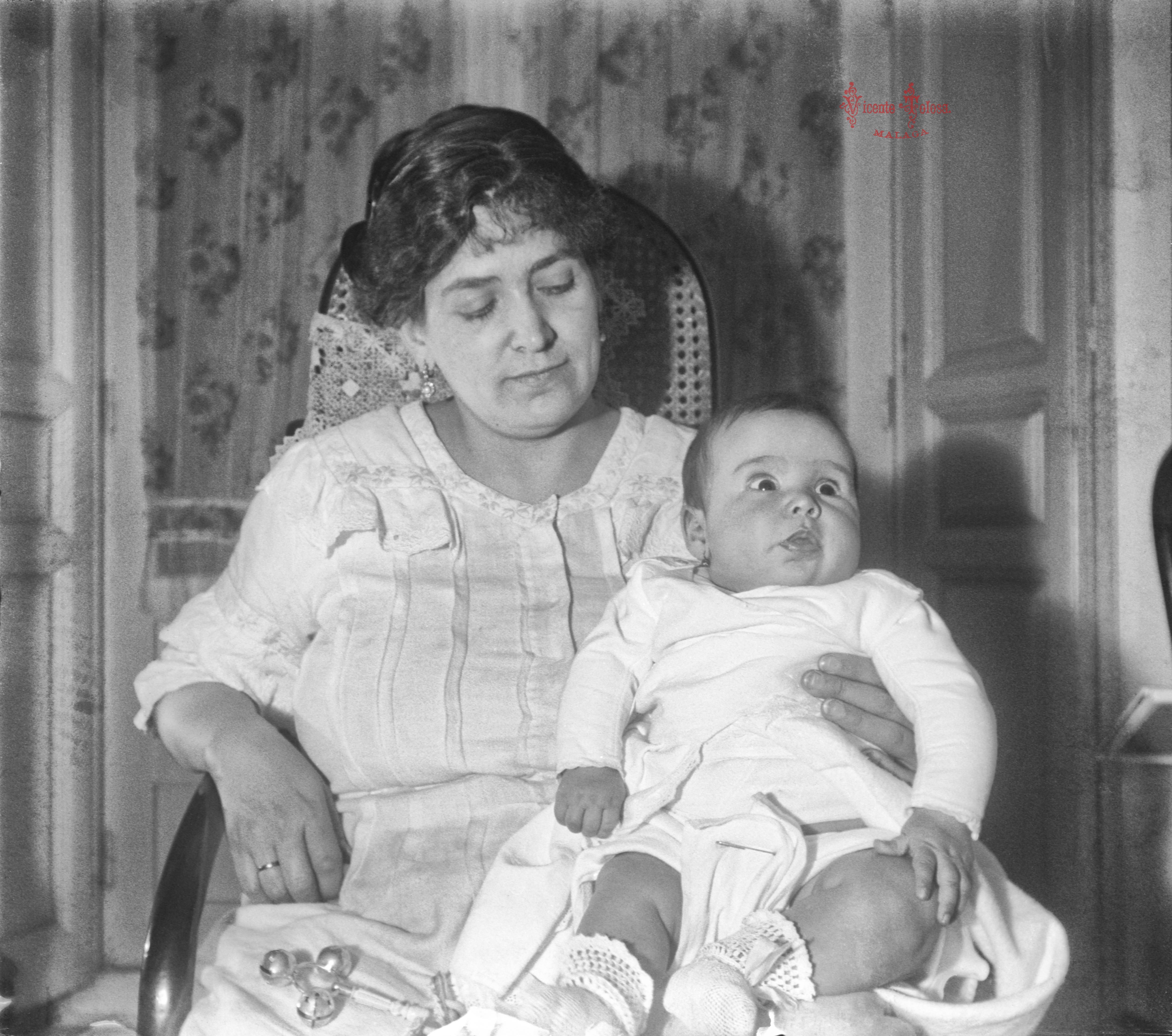 Abuela Rosario con su hija Rosario. 30-4-1916